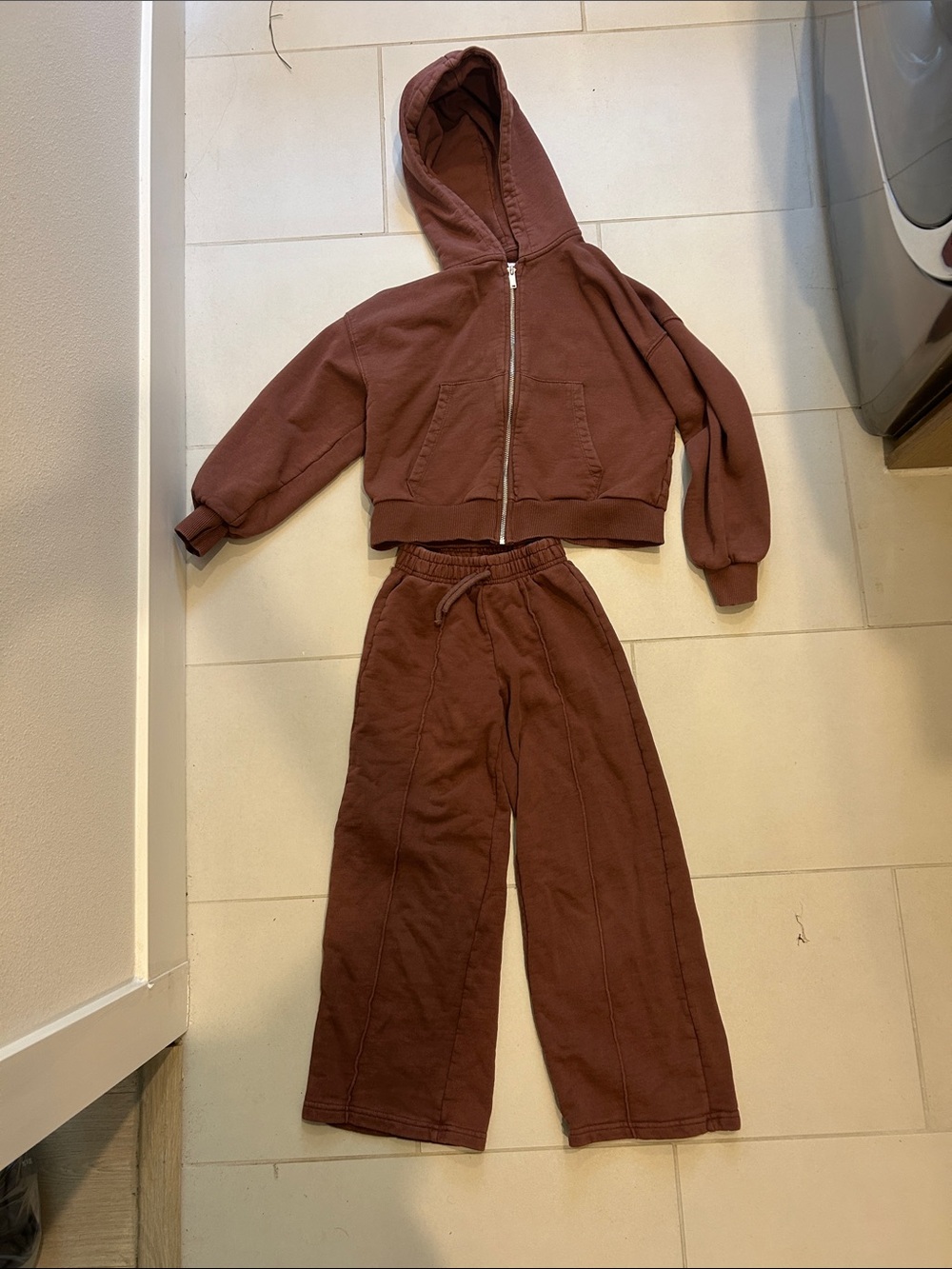Zara Kids burgundy  Wide-Leg Drawstring Sweatpant set 9